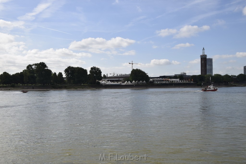 Schiff 1 Koeln in Hoehe der Koelner Zoobruecke P215.JPG - Miklos Laubert